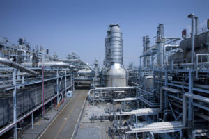 石油・化学工場の設備監視
